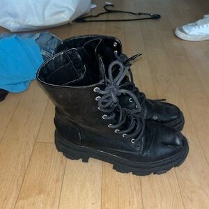 Black forever 21 boots